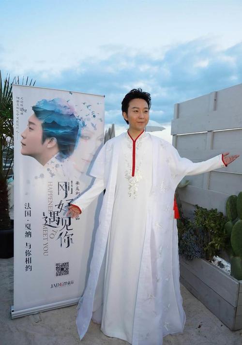 中国反串第一人李玉刚从乞丐到国家级演员这个过程太心酸