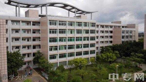 兴宁市技工学校校园图片,环境怎么样?