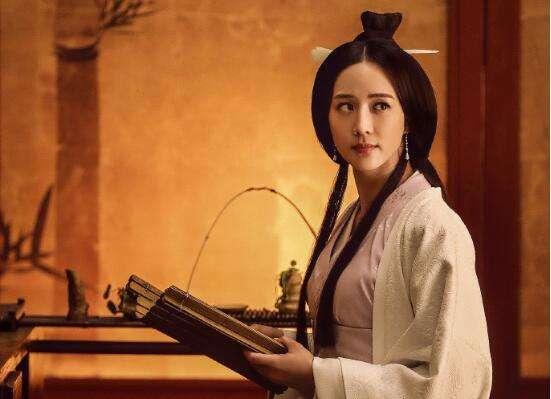 张钧甯的柏夫人