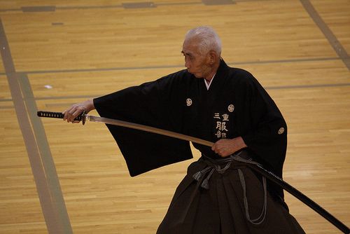  p>居合道,又名拔刀道,日语发音iaido.