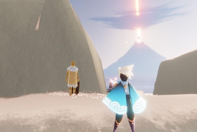 斗篷只是斗篷,但裤子包含了衣服,裤子,还有靴子,对肤色和建模也会有