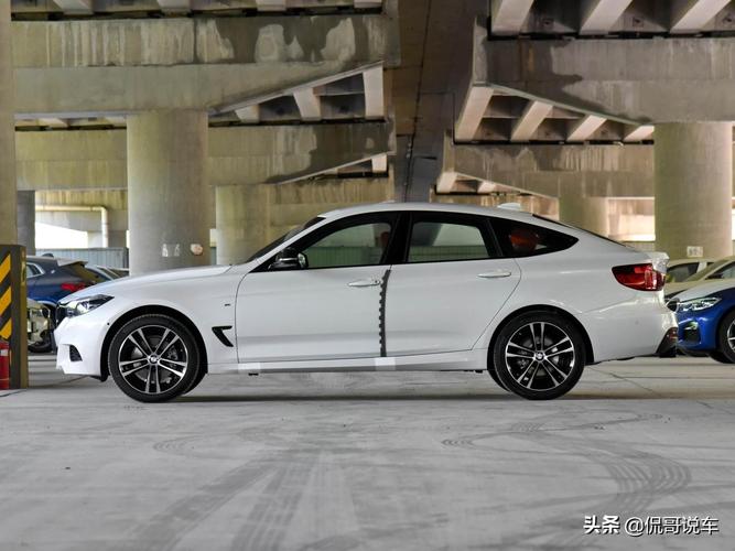 乘坐空间堪比长轴车型,后备厢更好,原装进口,带你看宝马3系gt