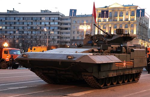 "阿玛塔"是一个重型履带式标准化平台,作为发展主战坦克,步兵战车