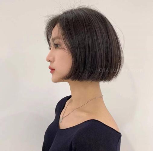 发型年年变,齐耳短发永不过时