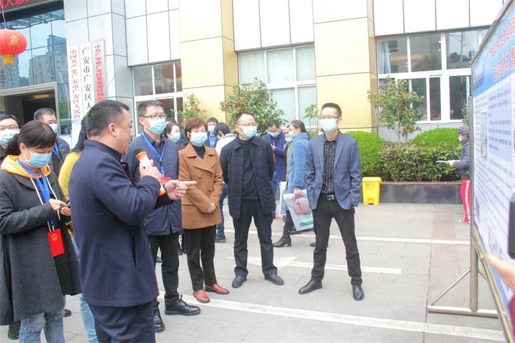 公共卫生防控体系建设情况进行视察,区人大常委会主任尹才宏参加视察