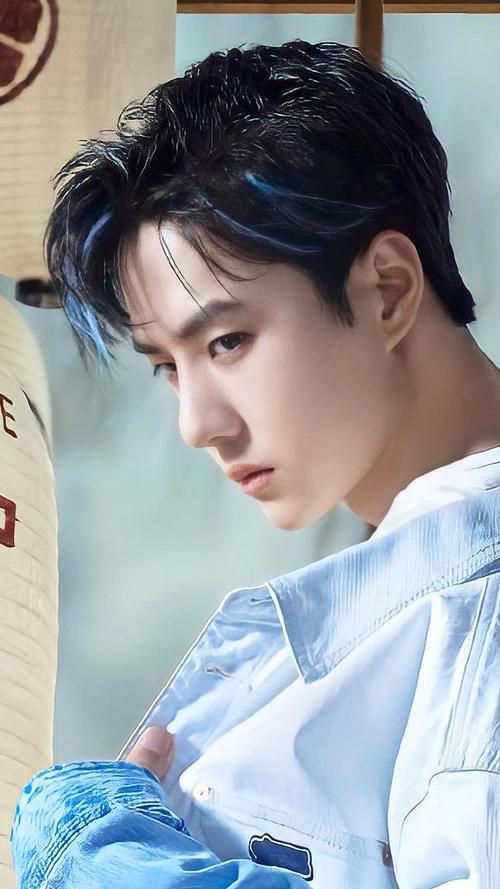 210407 evisu全球代言人王一博美图上新 今天也是吸啵