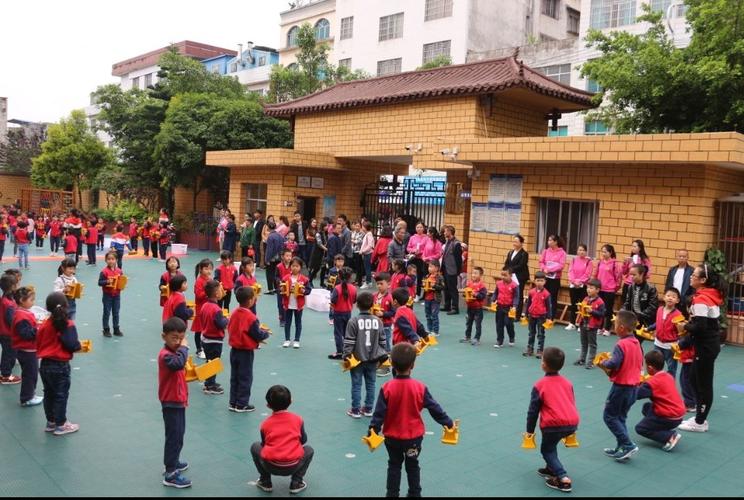 义龙新区顶效镇中心幼儿园,德卧镇中心幼儿园到兴义市