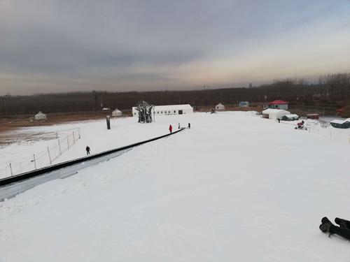 骑行十里荷塘草原牧歌滑雪场