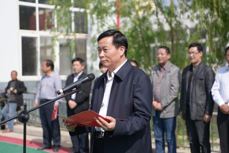《孟津古今书画作品集》发行仪式暨《十老书画展》于4月18日在洛阳