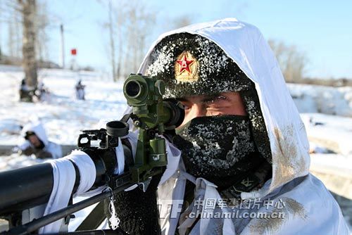 解放军2012年将研制出新一代作战服 保证单兵防护