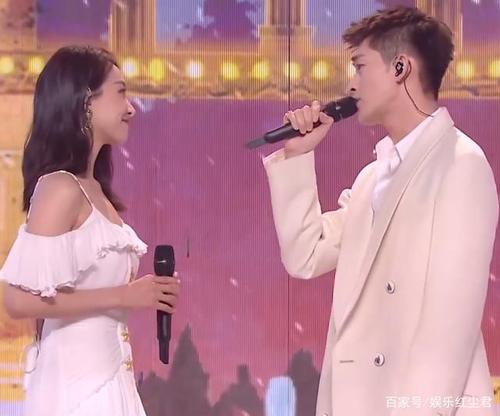 宋茜张翰同框配一脸,没有工作室帮忙p图,34岁的脸真长