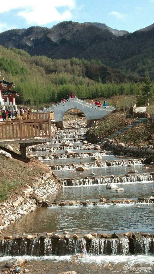 在我们这里有美丽的风景,有"壮观"的梯田,有一个景区叫做红沟