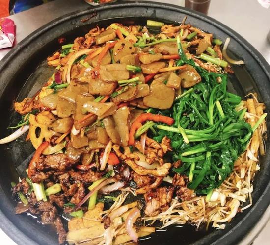 2.平坝刘记洋芋粑烙锅店