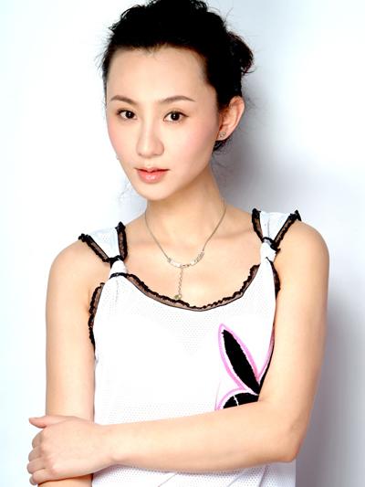  p>刘立淇,原名刘瑷华,大陆女演员,山东人,2002年毕业于 a target="