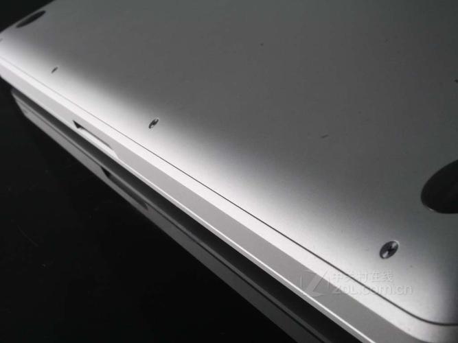 苹果macbook pro 17寸系列