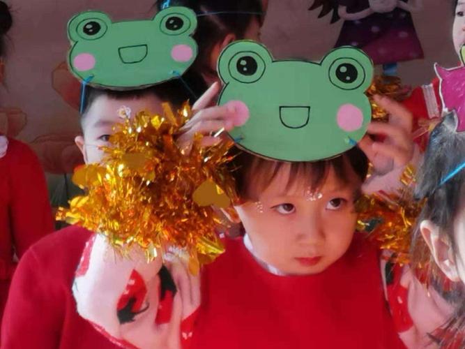 头饰摆摆好,我是小青蛙