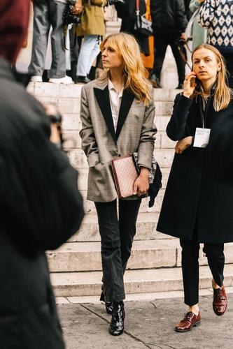 这双被你嫌弃的方头鞋,终于火了!