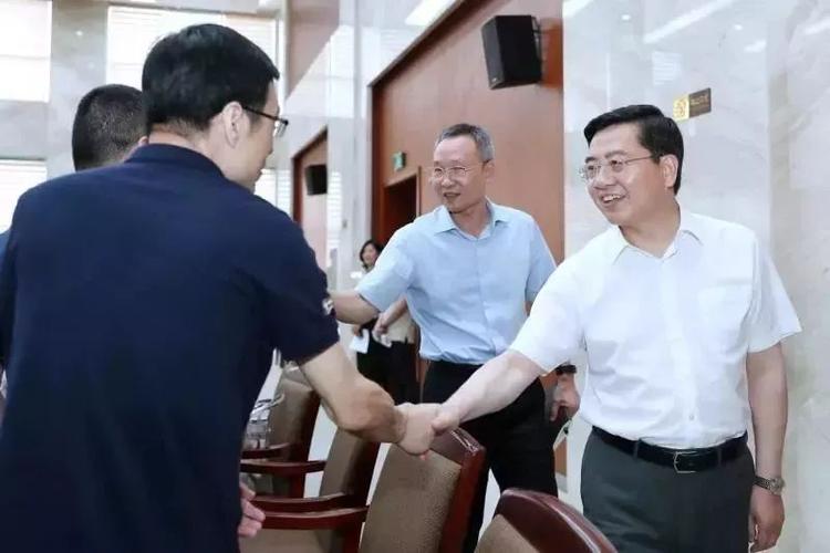 市委书记陈伟俊来瓯海调研要求重点打好五张牌