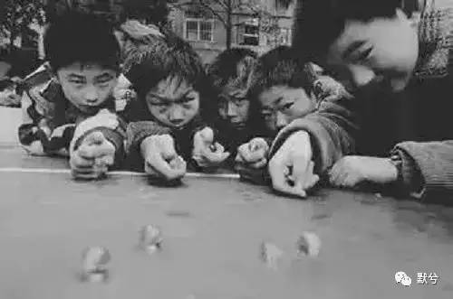 70后80后的回忆!我们小时候开学是这样的!差点看哭了!