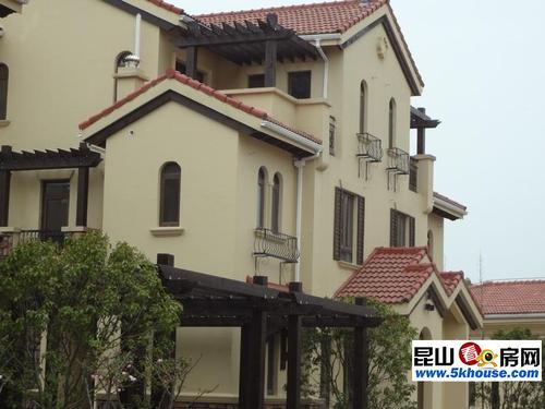 城西双湖湾双拼别墅全新豪装从未入住过位置很好房东换房有效真实