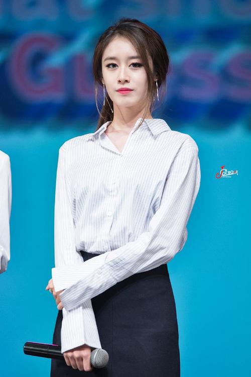 160703 #朴智妍# 【高清饭拍】更.