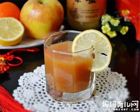 尽量选择清淡食物和蛋白质含量高的食物,水果,豆制品和牛奶都是不错的