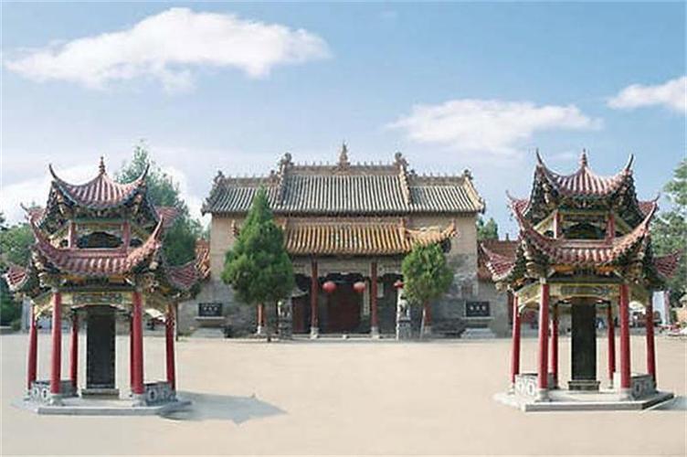 武陟县志》卷十九《古迹》篇记载:"青龙王庙(青龙宫)在县治东北路万花