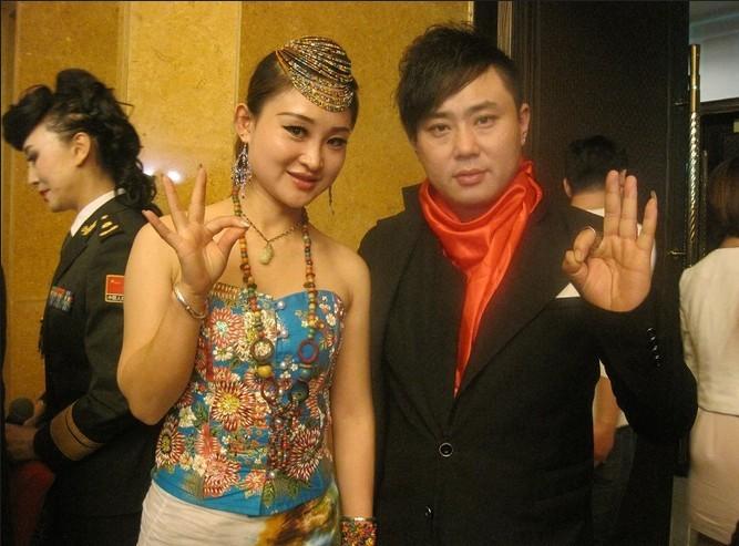 纳兰珠儿 容中尔甲 凤凰传奇 李莉 郑璐刘大成 全国演出安排中!