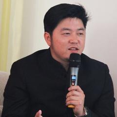 张友平 饰 李青山
