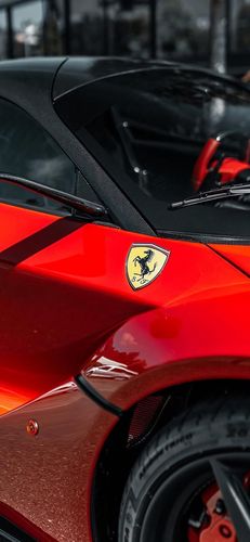 红色法拉利跑车高清手机壁纸