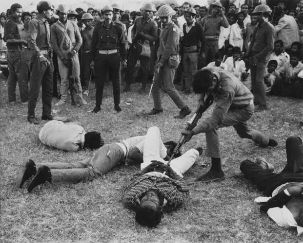 22张世界级罕见历史老照片性感间谍被执行死刑后补刀瞬间