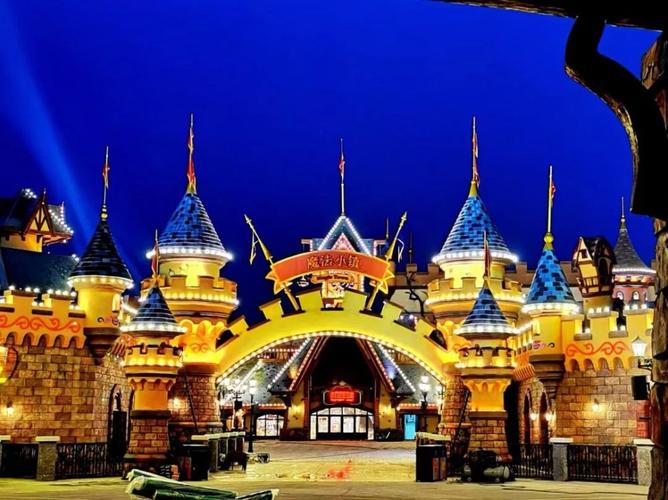 夜幕低垂,华灯初上-济南融创乐园美丽夜景来了!