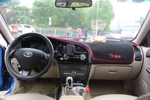 东南-v3菱悦 2012款 1.5l 手动豪华版