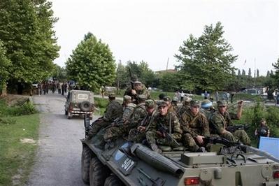 俄驻阿布哈兹部队下"最后通牒"限格3小时缴械(图)