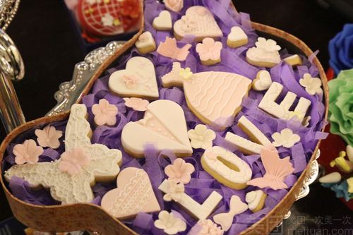 美团【sin cera创意造型蛋糕&手工巧克力定制和diy】情人节翻糖饼干