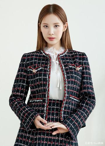 少女时代「徐贤」最新代言画报,开启秋季女神模式