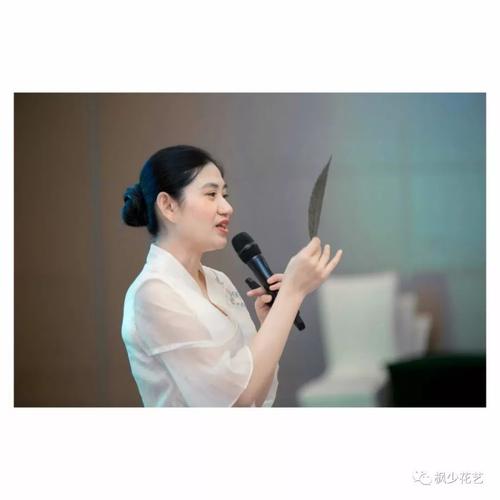 中国吴越流插花湖南校区第二期讲师班开课啦