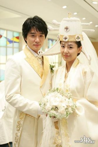 电驴大全 韩剧 爱在何方 图片 > 查看图片 关注更新动态 已关注 取消