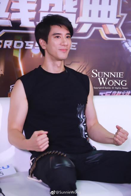 sunniewong:#王力宏[超话]##王力宏龙的传人2060# #王力宏cf穿越火线