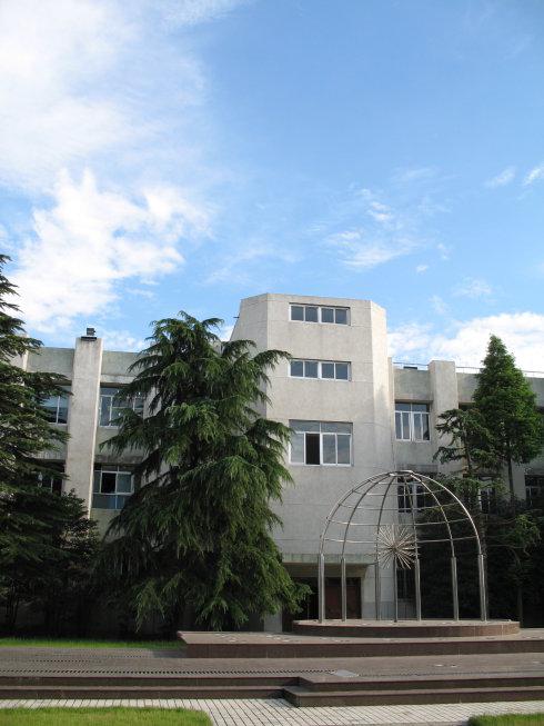 梅岭中学我们亲爱的母校