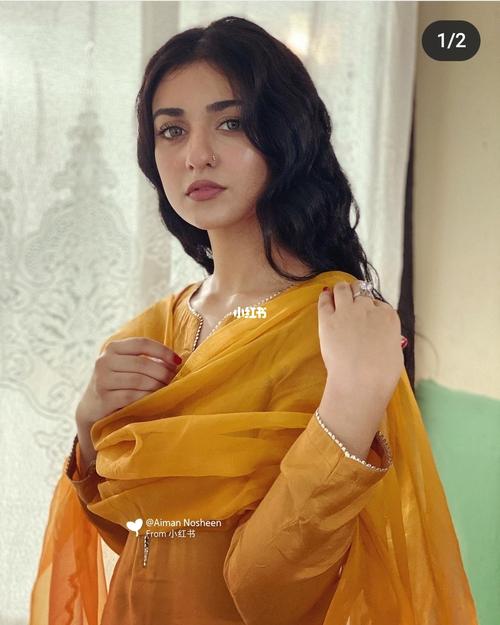 古典忧郁的巴基斯坦美女