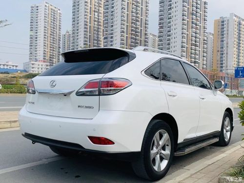 出一台自用雷克萨斯rx270 白色 14出厂14上牌