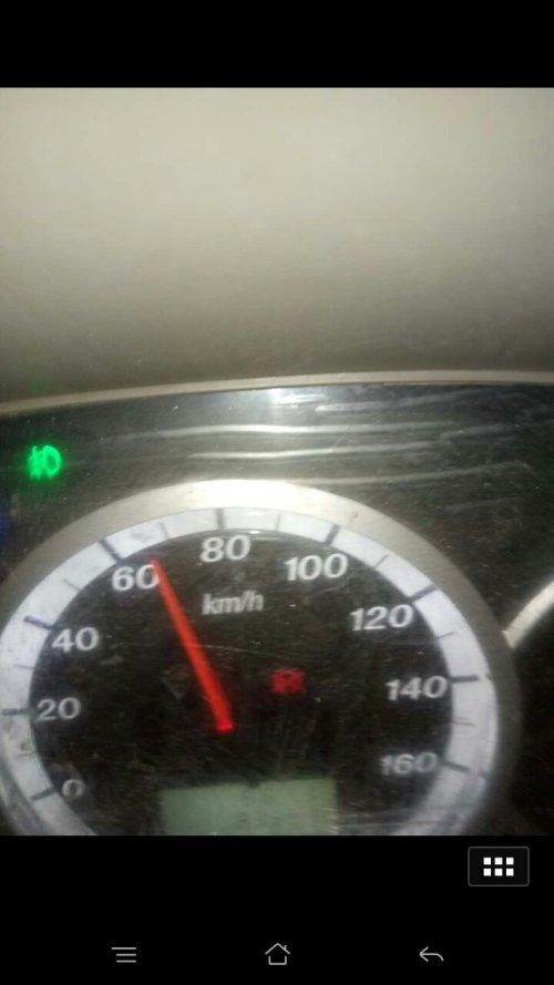 请问奥铃这个故障灯代表什么