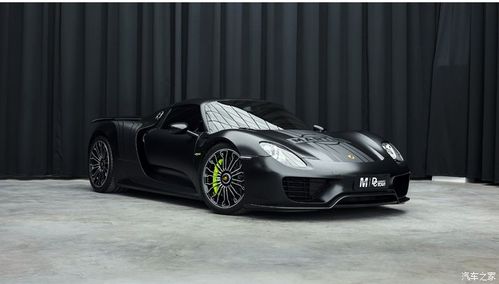 黑色保时捷918,萌萌哒的前脸,别致的尾翼和尾灯,漂亮的轮毂