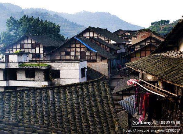 【自驾川行】——佛宝古镇:中国山地建筑精华, 川行天下旅游攻略