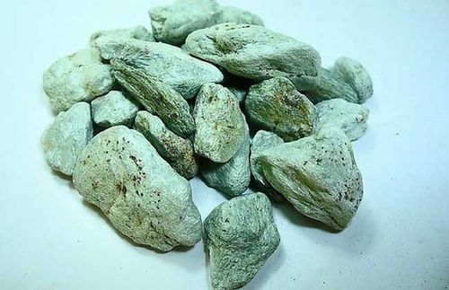 阳起石是什么,阳起石是什么东西