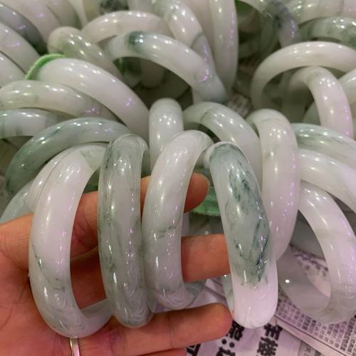 新疆雪域天山翠手镯 金丝玉飘花玉镯翡翠色镯子玉石玉器手镯