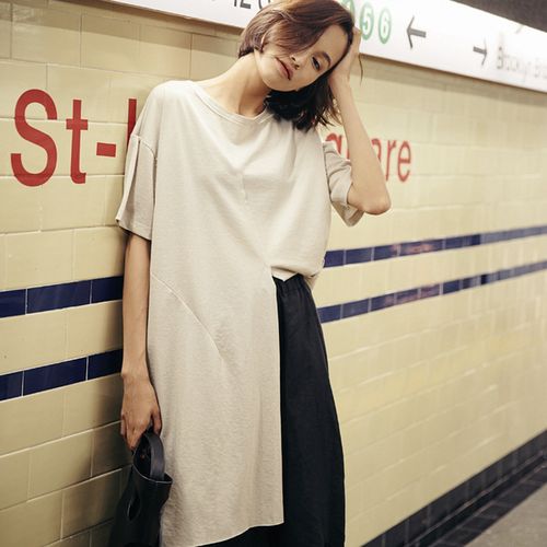 【vimie】18夏季新简约设计感前开衩多种穿法宽松中长款纯棉t恤女