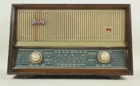 70,80年代收音机老照片