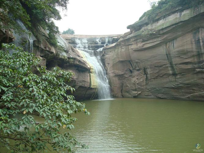 泸州洞窝峡谷风景区
